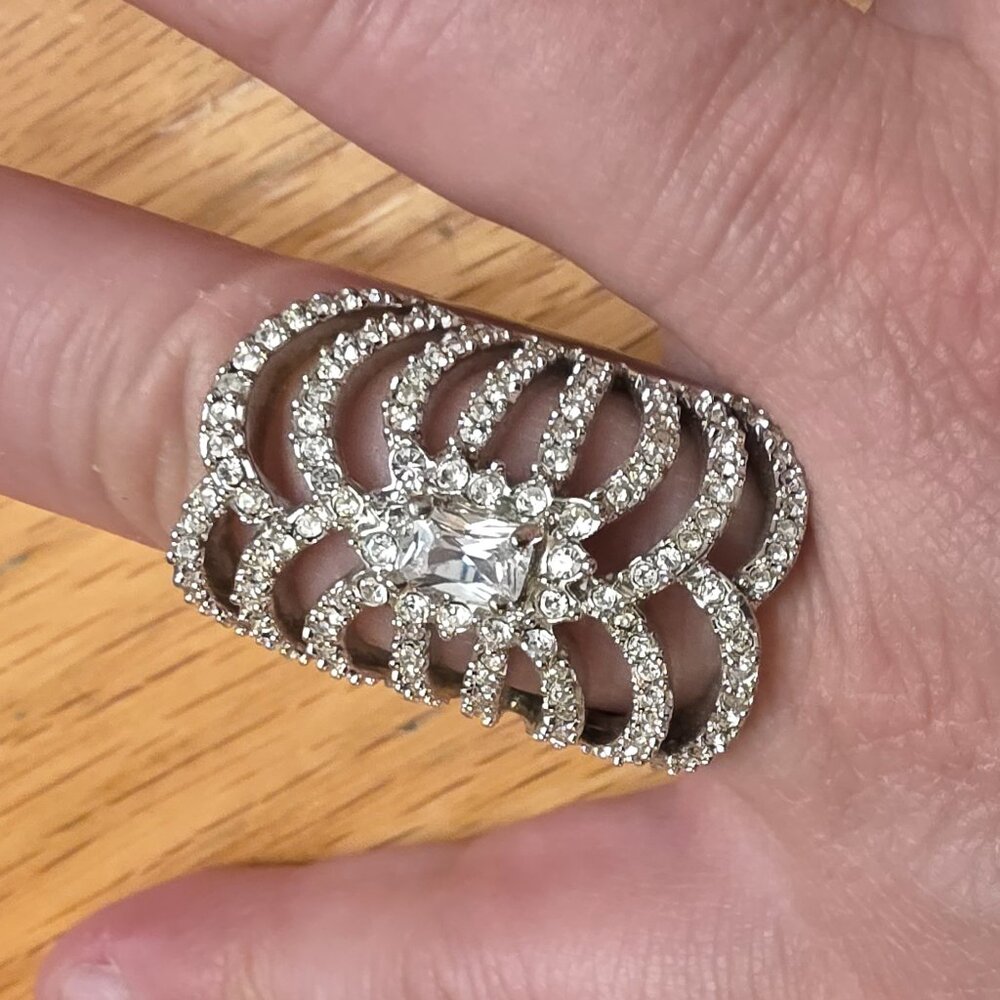 Claire's Multi-Stone Rhinestone Ring Size 10 - Picture 7 of 16